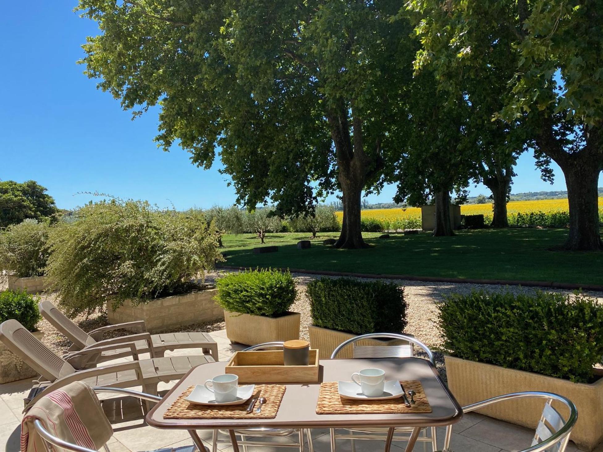 Le Domaine De Laforest Fontvieille Exterior photo